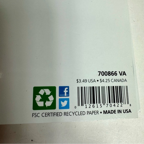 8 Avanti Greeting cards- baby penguin with pink roses
Holiday: Valentines Day - Picture 8 of 8